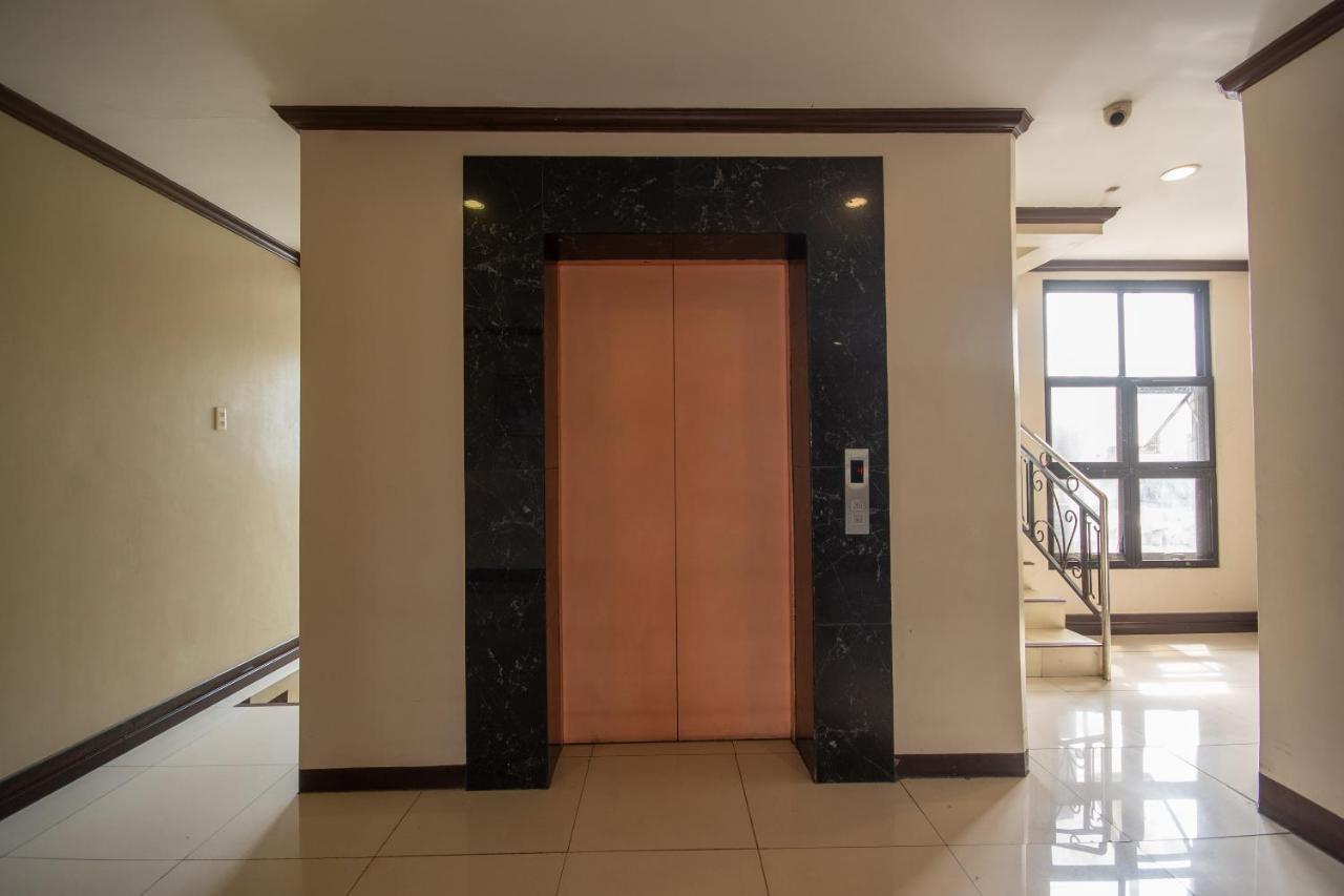Fuente Oro Business Suites Cebu Powered By Cocotel מראה חיצוני תמונה
