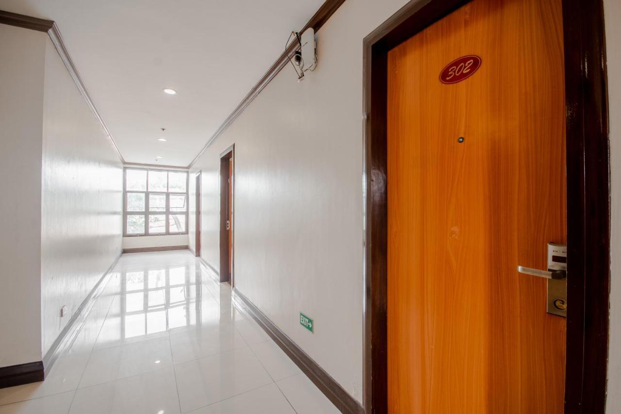 Fuente Oro Business Suites Cebu Powered By Cocotel מראה חיצוני תמונה