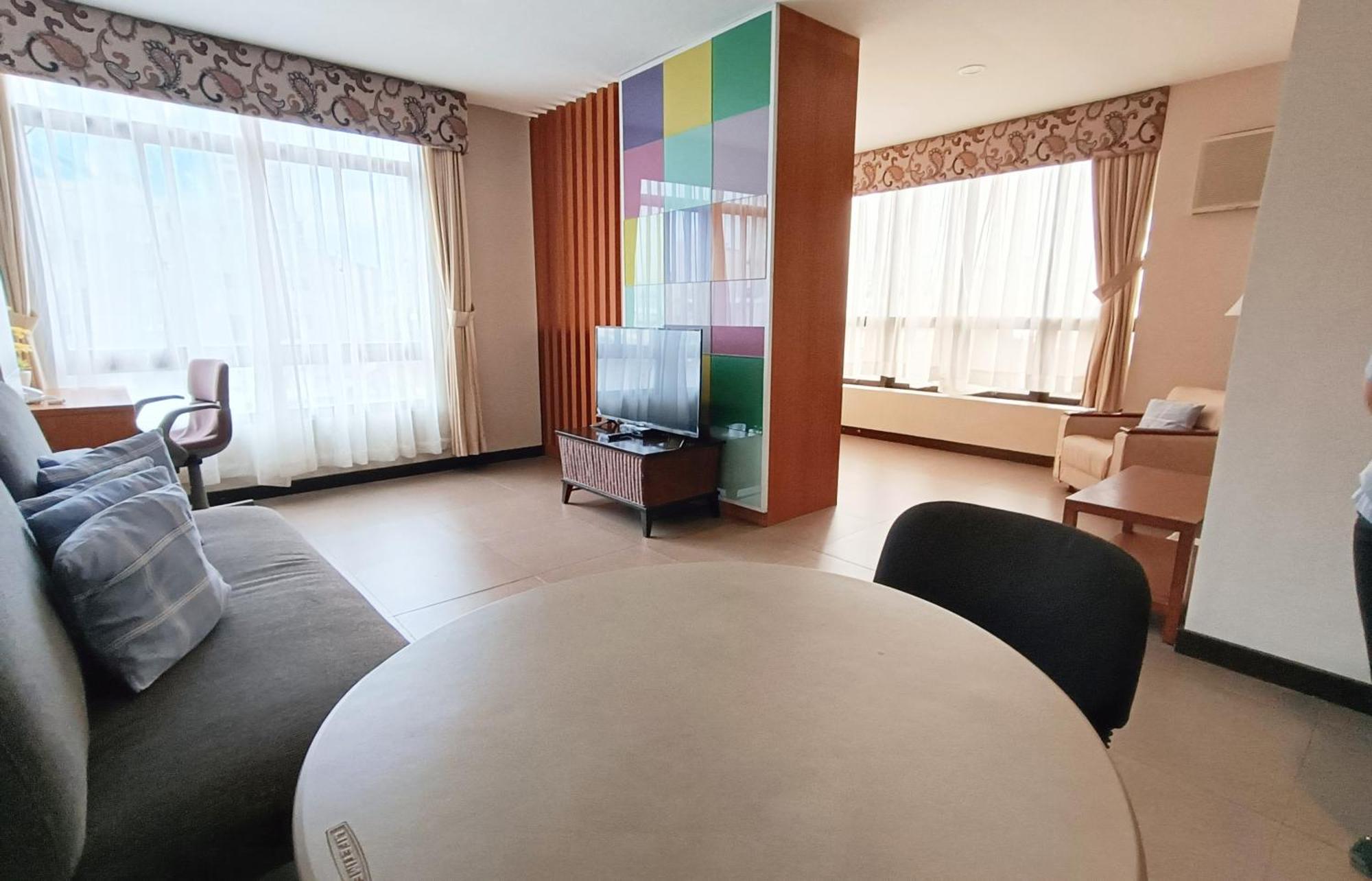 Fuente Oro Business Suites Cebu Powered By Cocotel מראה חיצוני תמונה