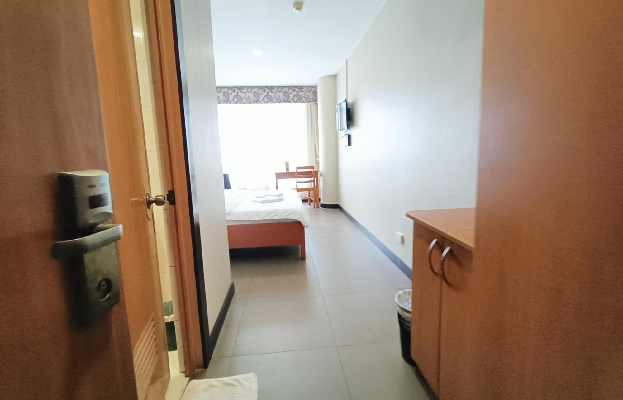 Fuente Oro Business Suites Cebu Powered By Cocotel מראה חיצוני תמונה