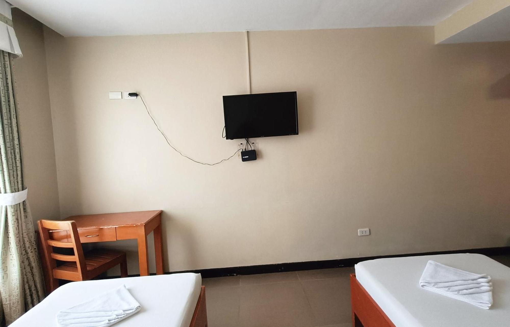 Fuente Oro Business Suites Cebu Powered By Cocotel מראה חיצוני תמונה